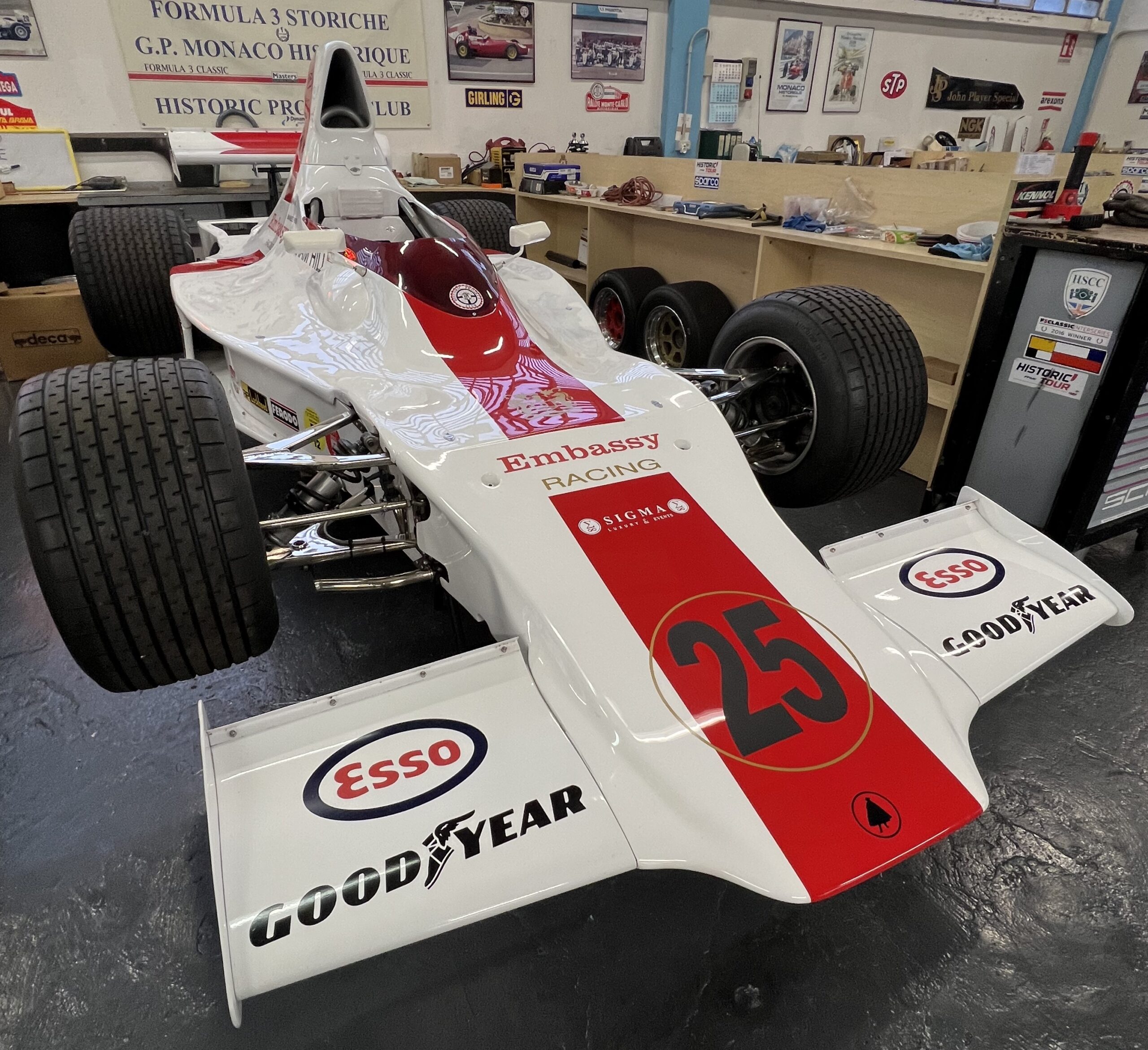 A Lugano rombano i motori con la Historic Formula Show