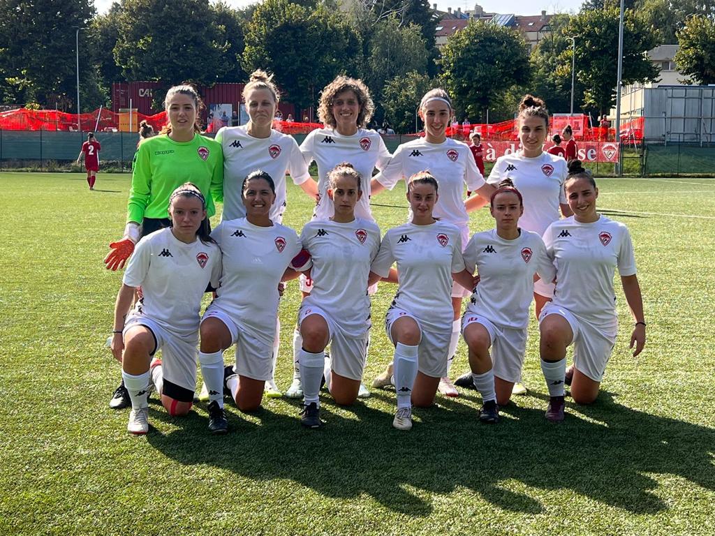 Il Varese cade alle Bustecche, il Fiamma Monza passa 2-1. Bottarelli: “Ingenui, sconfitta che ci farà crescere”