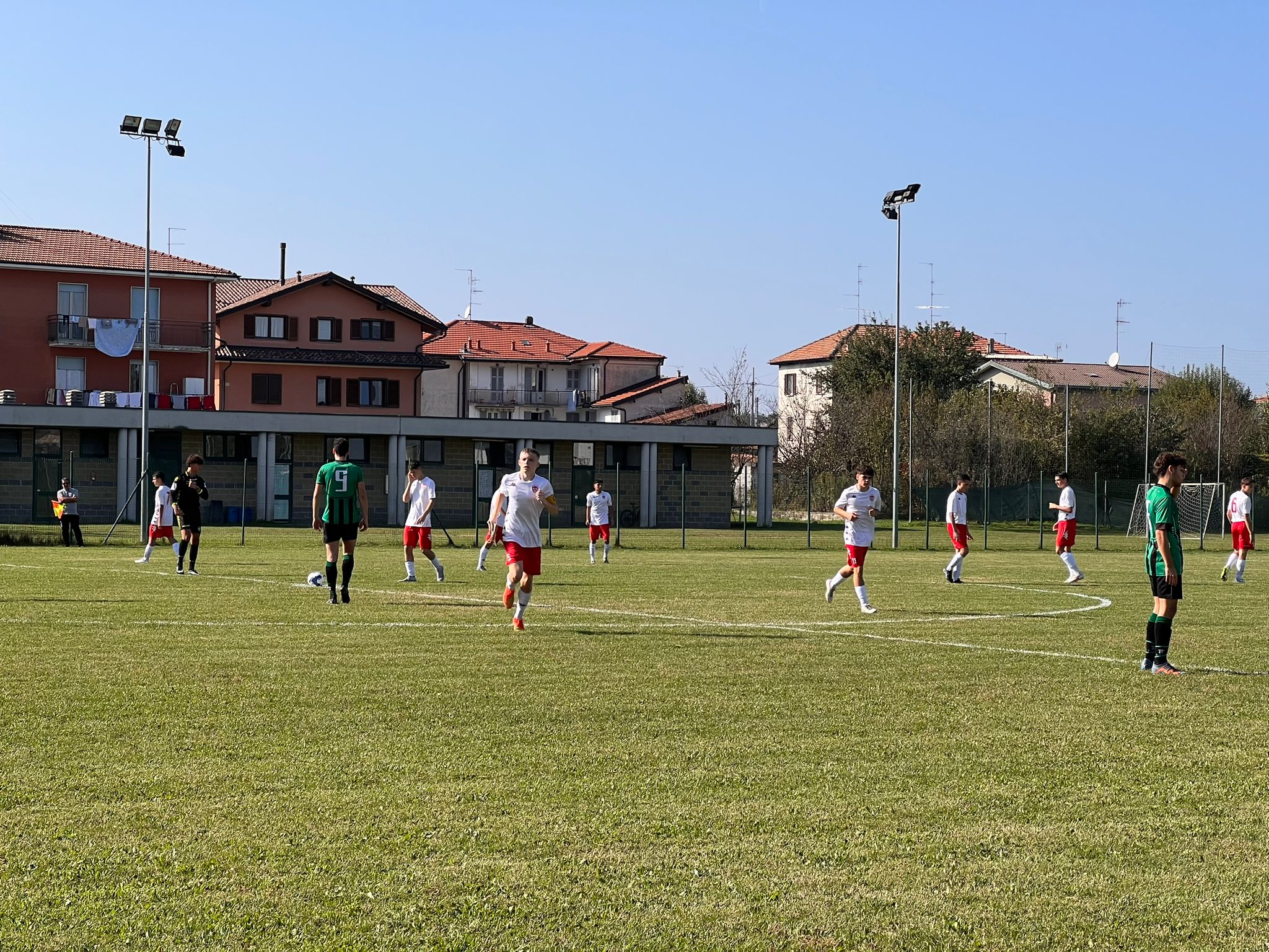 Allievi Reg. U18 – Junior Calcio: sconfitta in campo e a referto. Il Parabiago vince a tavolino, ma…