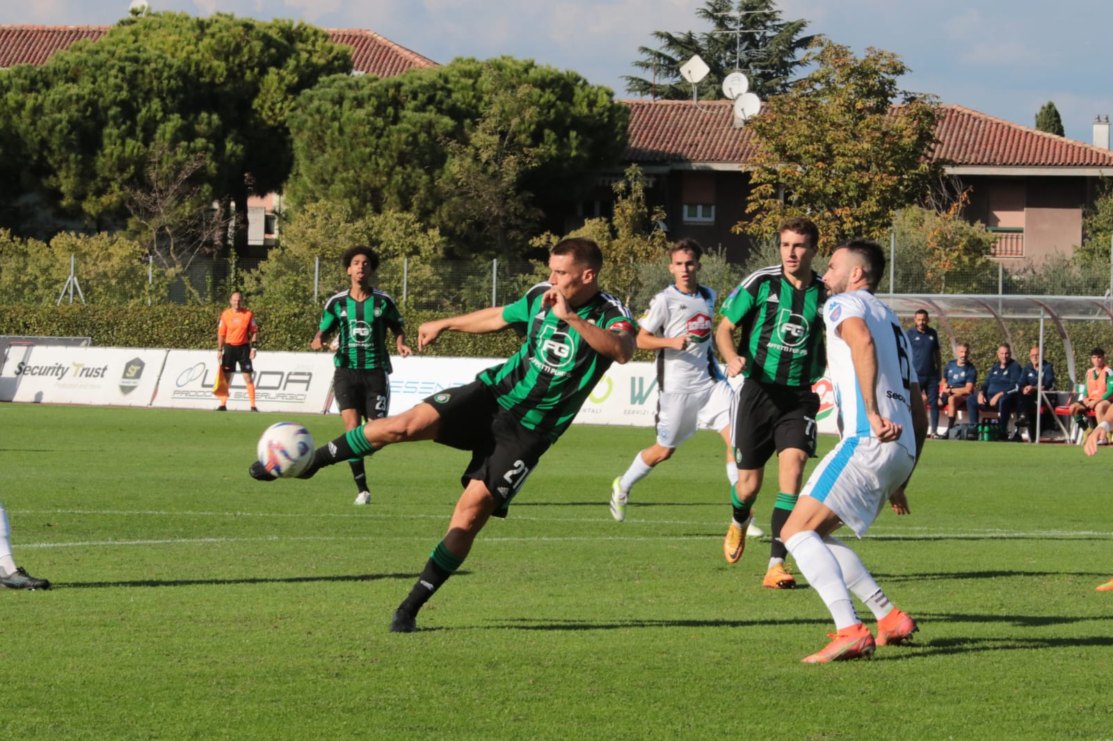 Una bella Castellanzese sfiora l’impresa a Desenzano: pareggio per 1-1