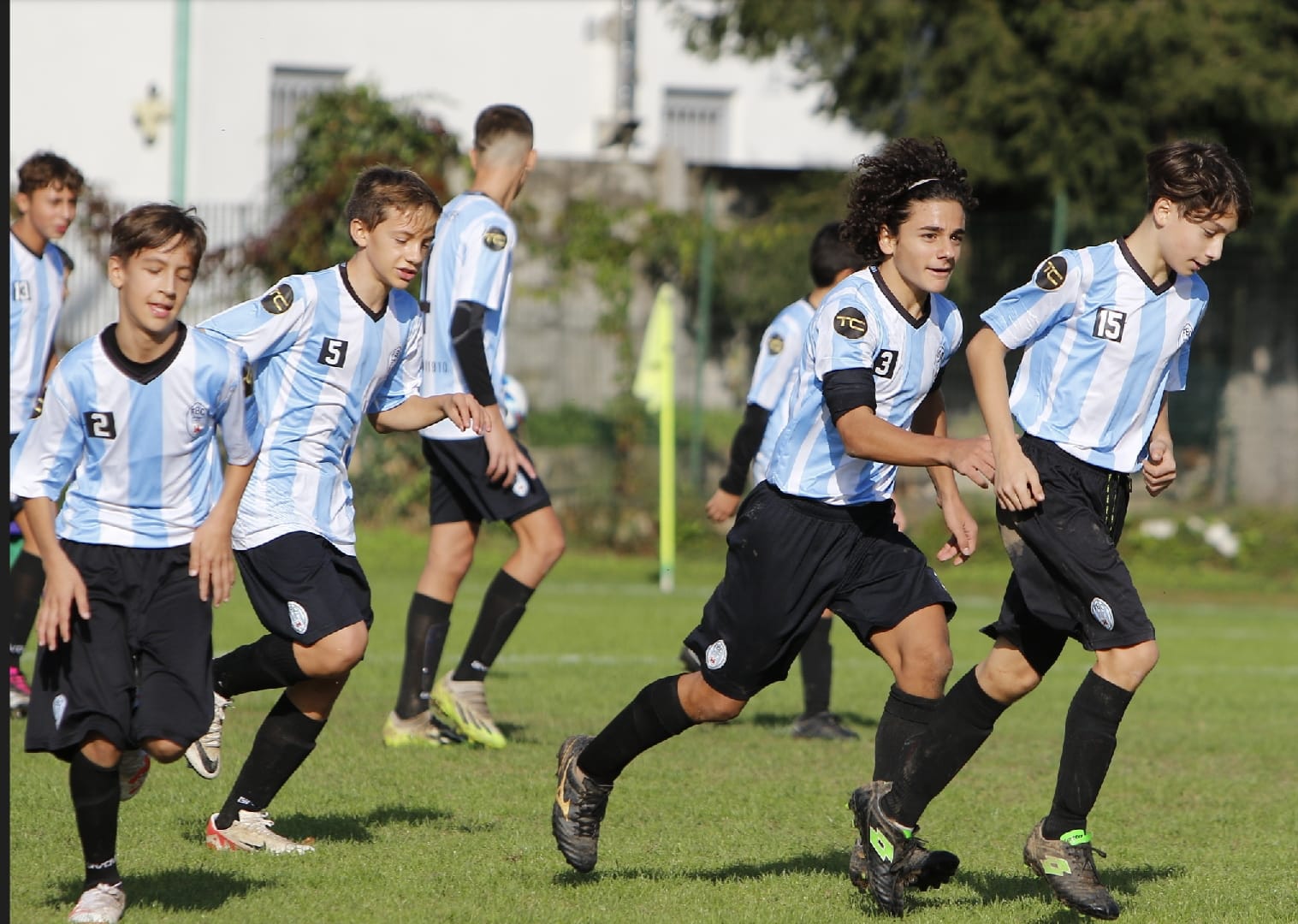 Giovanissimi Prov. U14 B – Big match all’Amor Sportiva, il Saronno buca per la prima volta la Solbiatese. Il Lonate ne fa 9