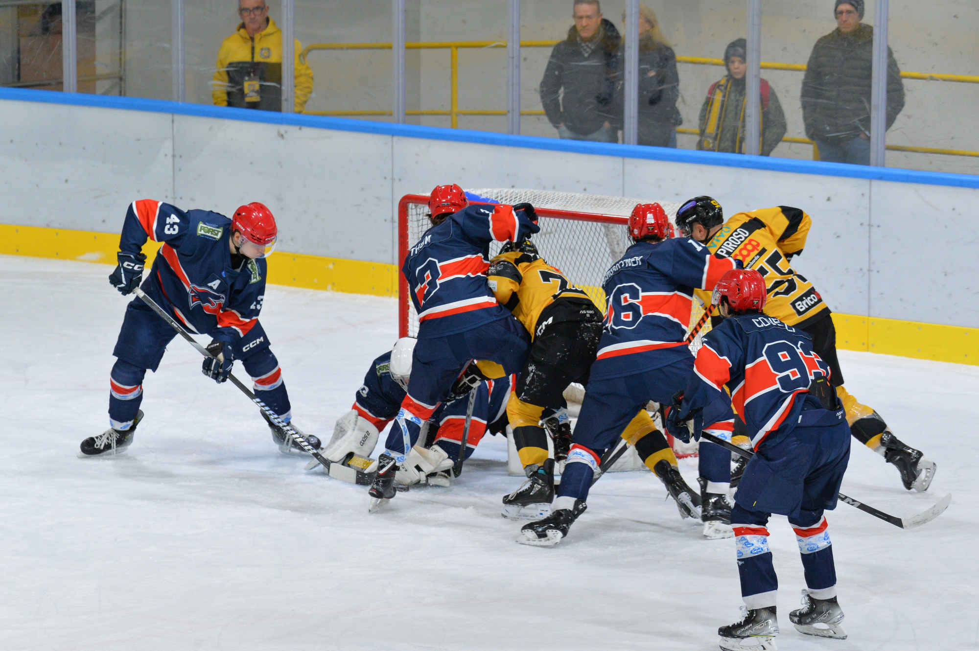 Colpo in canna a lungo per i Mastini, poi tre spari annientano i Falcons: Varese vince 3-1