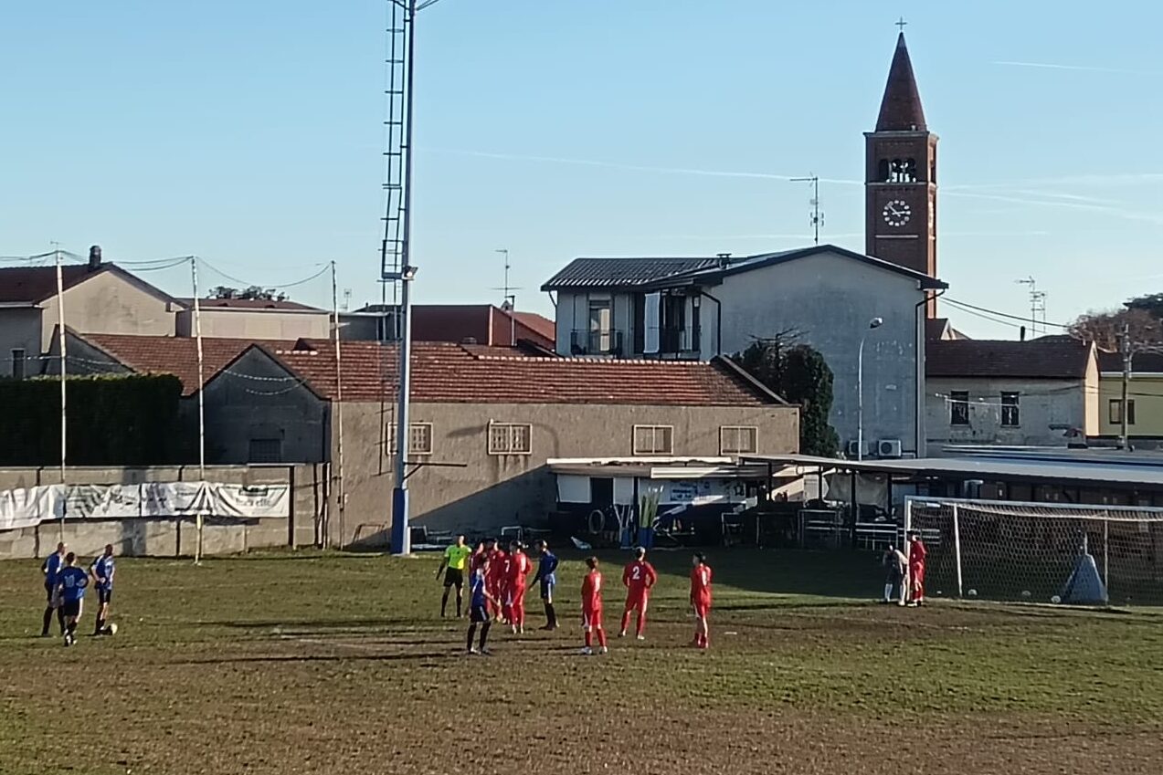 12^ – Bel colpo Gavirate, l’Ispra pareggia e il Solaro l’aggancia in vetta, stop Besnatese