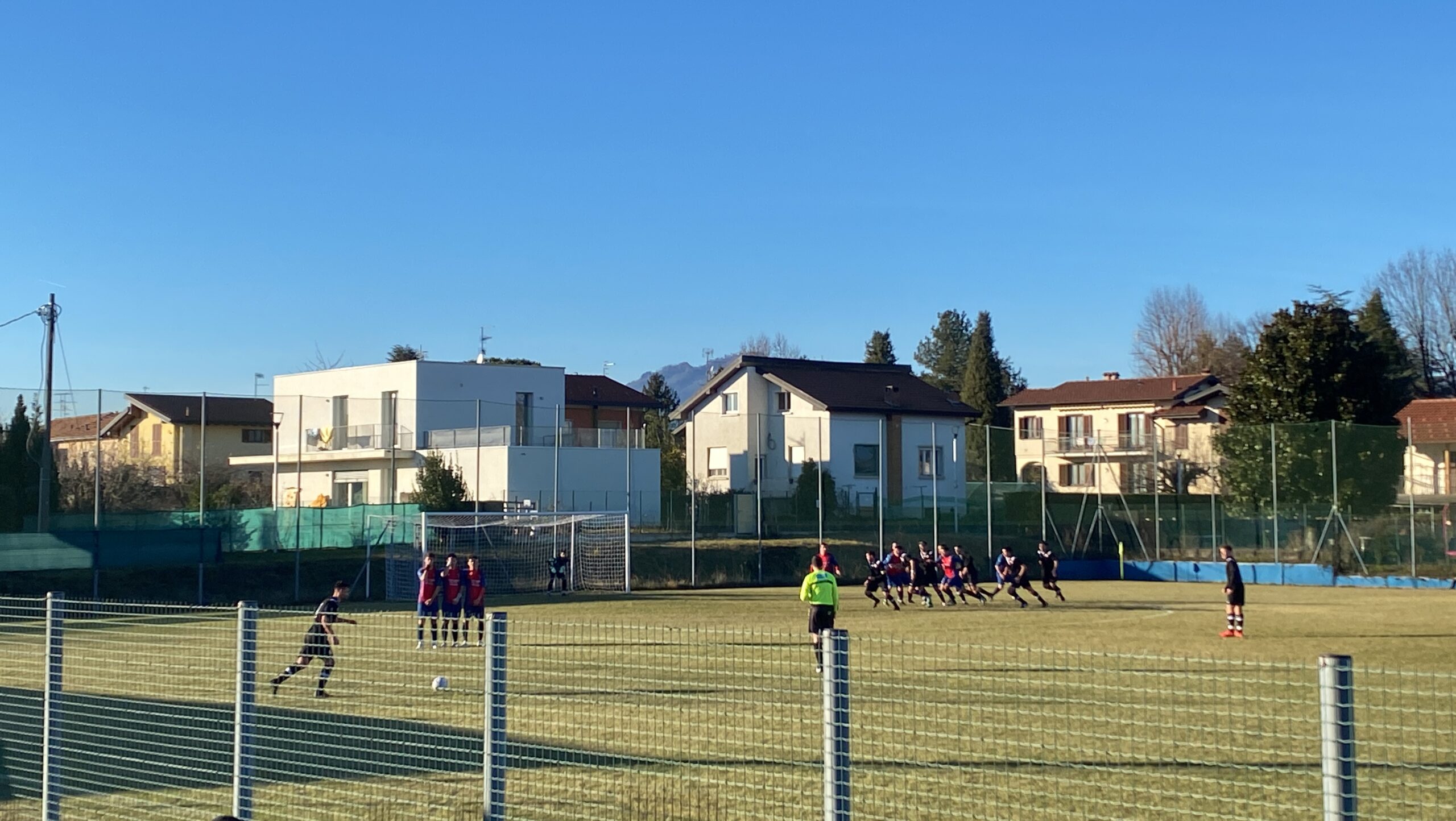 Il Cantello Belfortese le prova tutte, il Ceresium si aggrappa al pareggio con le unghie: 0-0