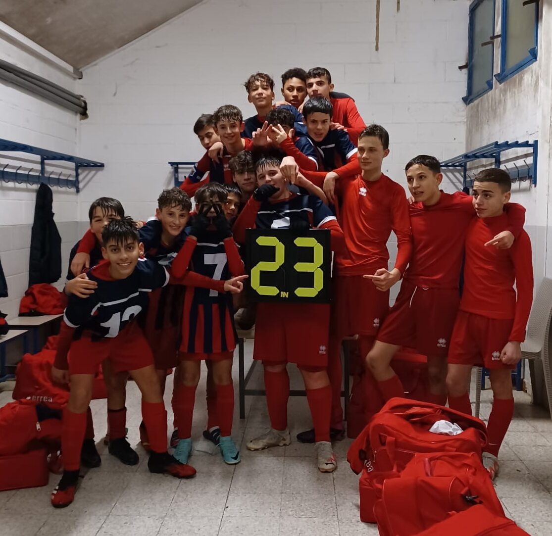 Giovanissimi Prov. U14 A – Gavirate al comando, Bosto a valanga. Morazzone: vittoria di misura e foto celebrativa