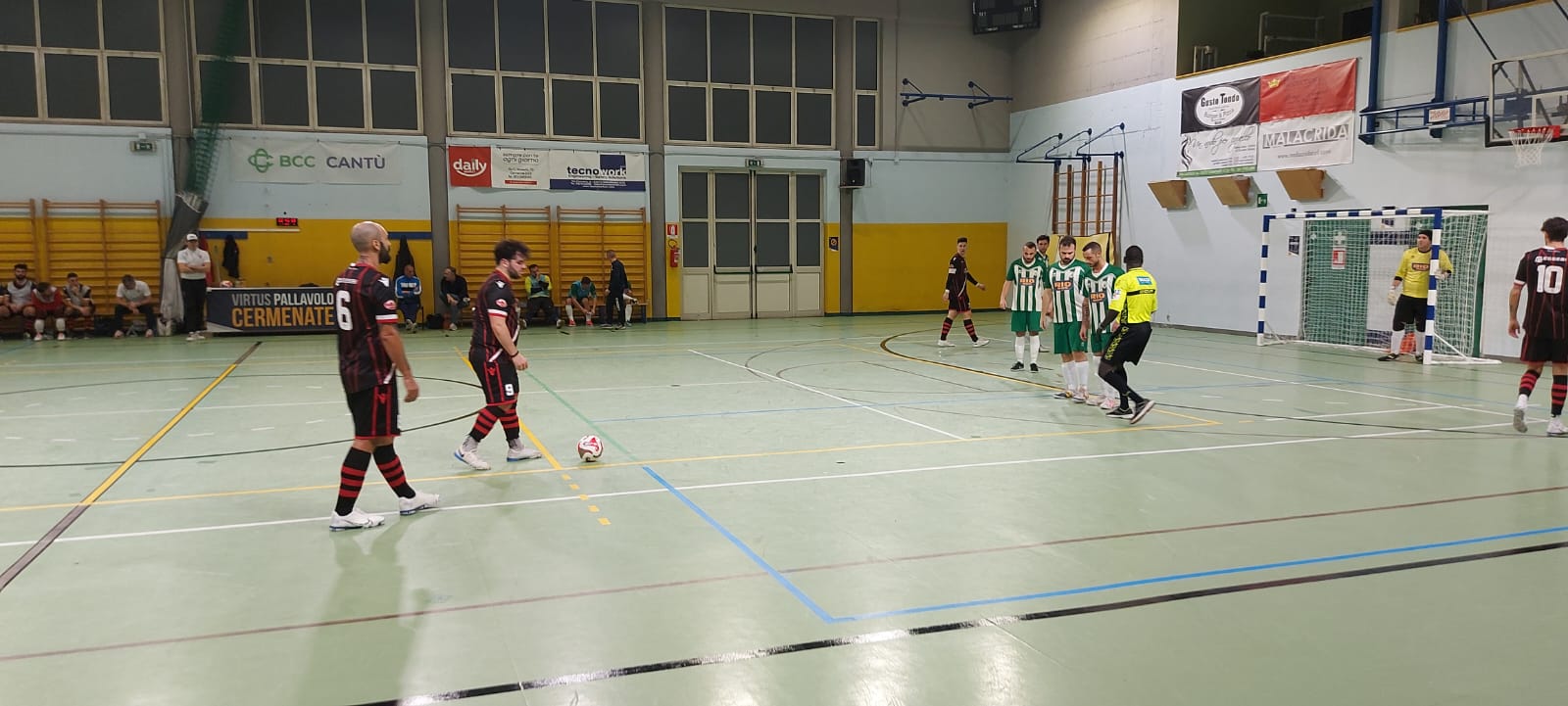 Missione compiuta: il Futsal Varese torna a vincere con la Virtus Cermenate, 6-4. Martino: “Buona reazione”