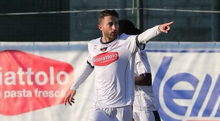 Olimpia Tresiana, Franzese: “Qui per vincere una nuova sfida, obiettivo 100 gol da dedicare a mio figlio”