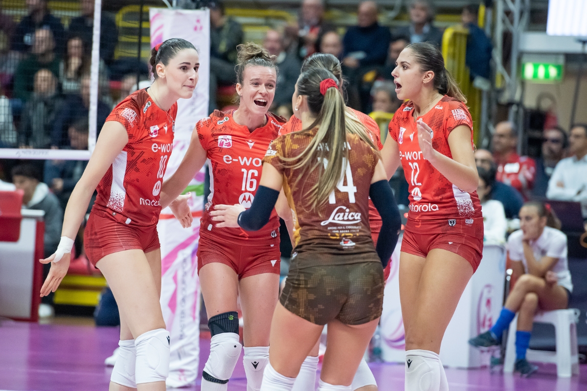 UYBA di corsa verso la salvezza: Farfalle al lavoro in con sguardo a Trento