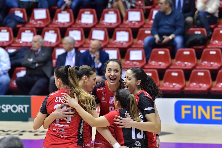 Futura Volley all’esame Macerata