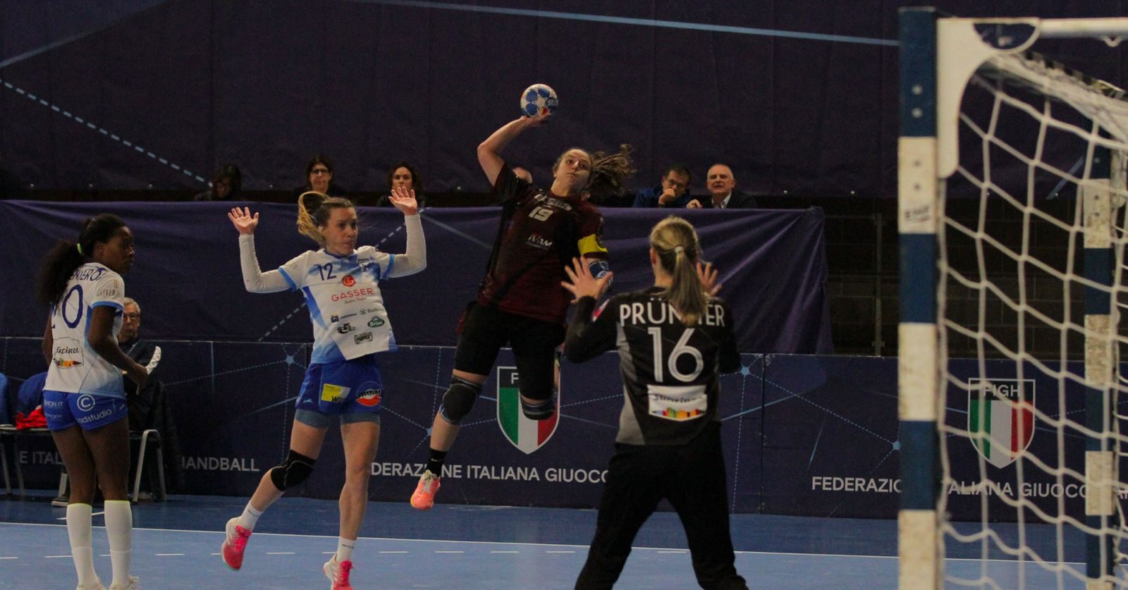 Pallamano Cassano Magnago – Gozzi: “Che emozione la Nazionale! Con Dossobuono solo un incidente di percorso”