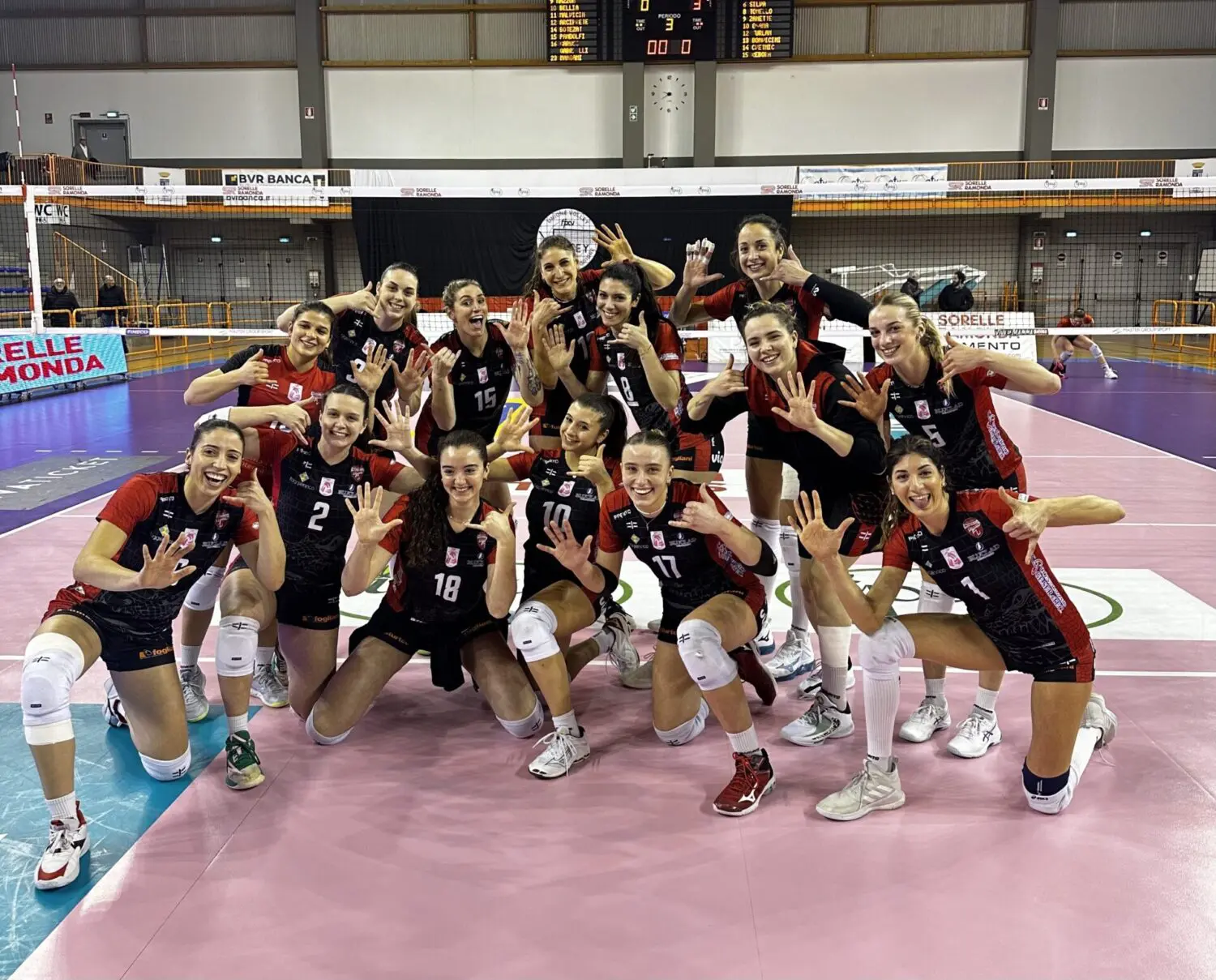 La Futura Volley supera le difficoltà e trionfa 3-0 contro Montecchio