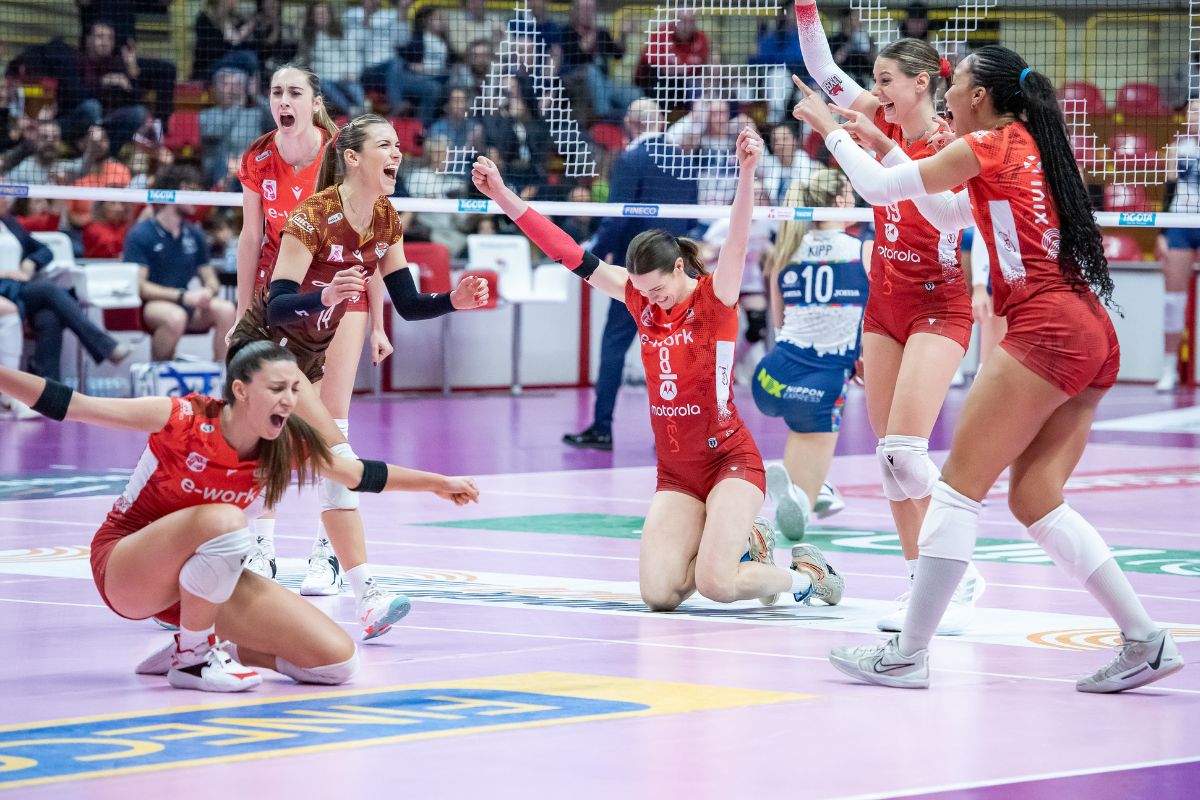 La UYBA torna a vincere: contro Firenze arrivano tre punti importantissimi (3-1)