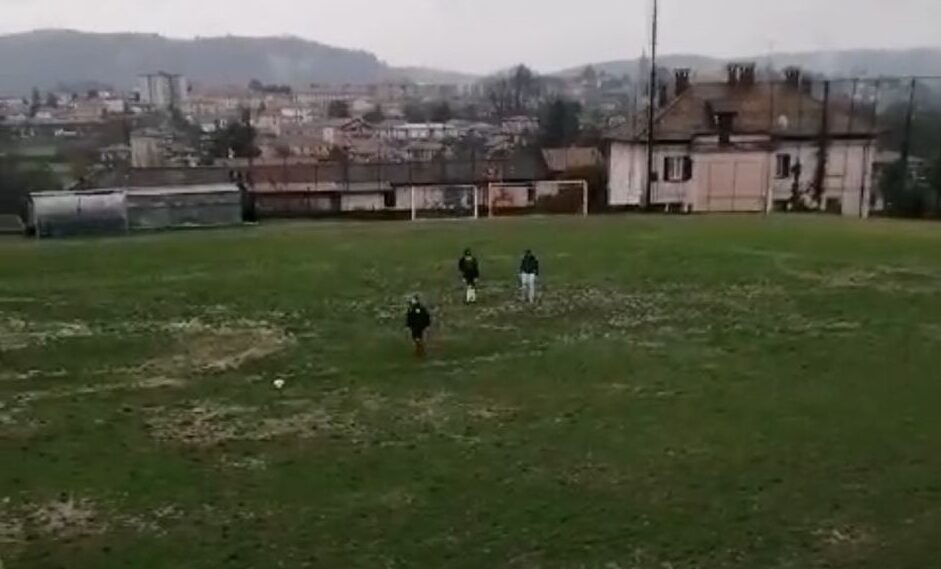 20^ Gir. A – Tra acqua e rinvii su 2 campi si gioca: che colpo del Travedona