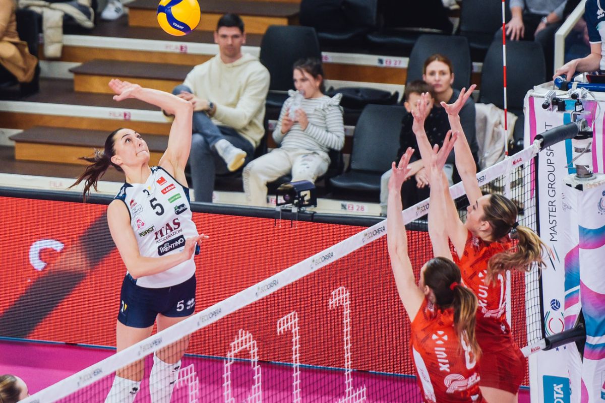 L’Itas Trentino batte la UYBA 3-1: festa salvezza rimandata