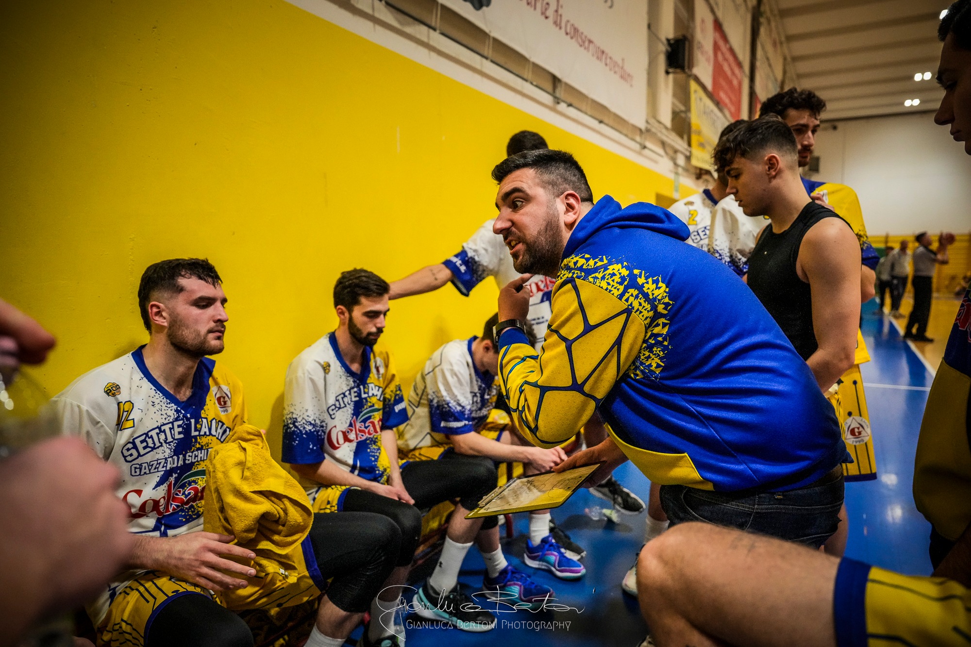 Clamoroso a Gazzada: Piccolo si dimette