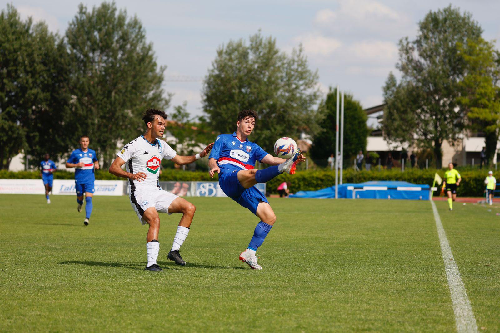 Paloschi non perdona: il Desenzano all’89’ piega 1-0 la Varesina e vince la finale playoff