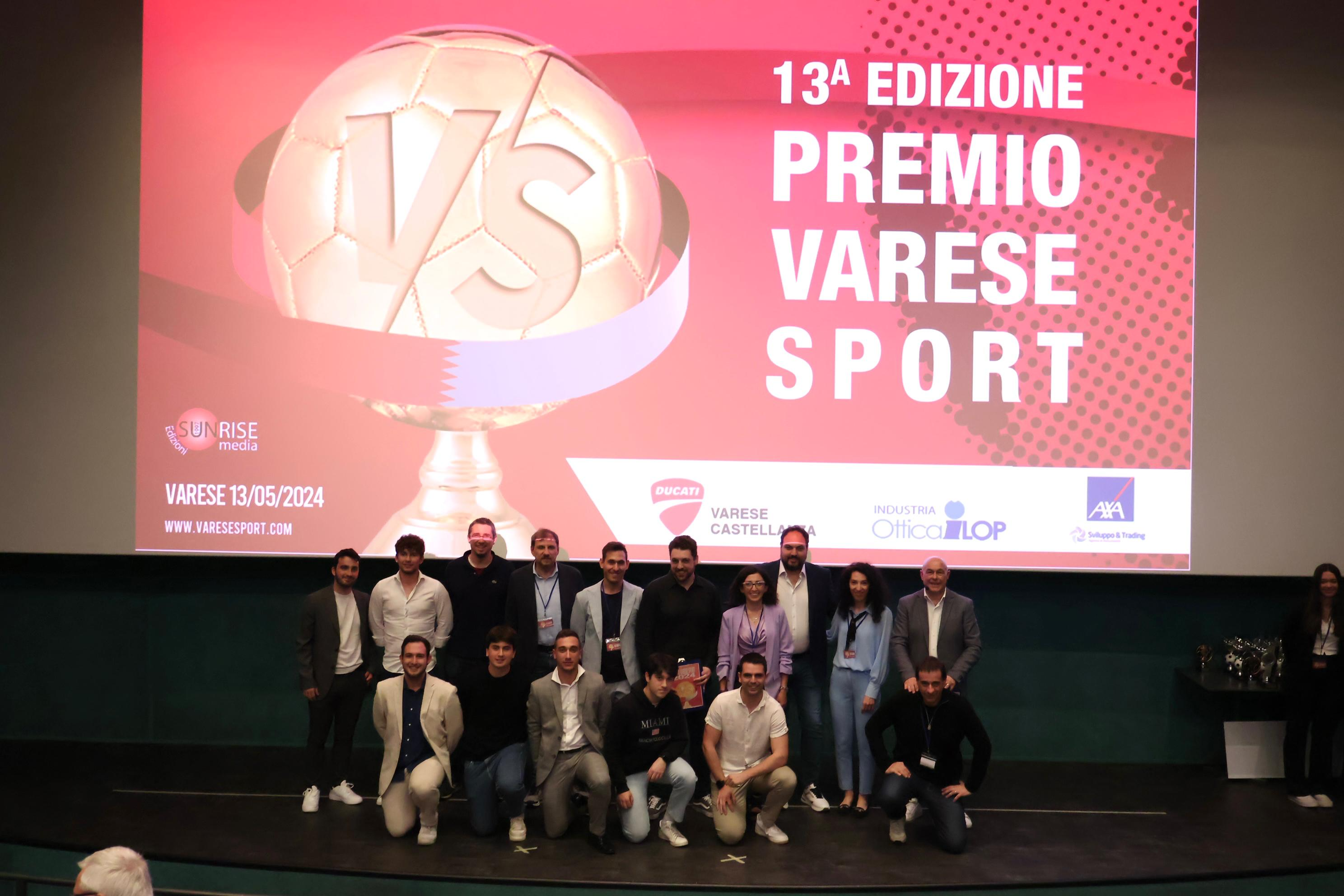 Applausi e ovazioni per i Palloni d’Oro del Premio Varese Sport. Momenti toccanti e la signorilità di Gabbia