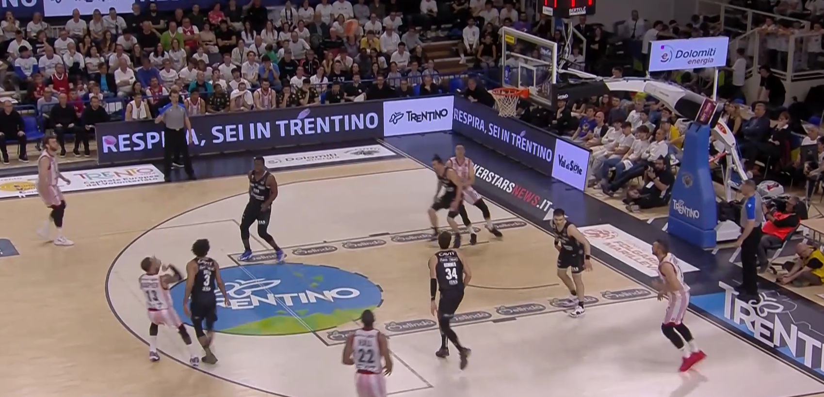 Playoff LBA – Brescia prima semifinalista. Milano, Bologna e Reggio Emilia avanti 2-1
