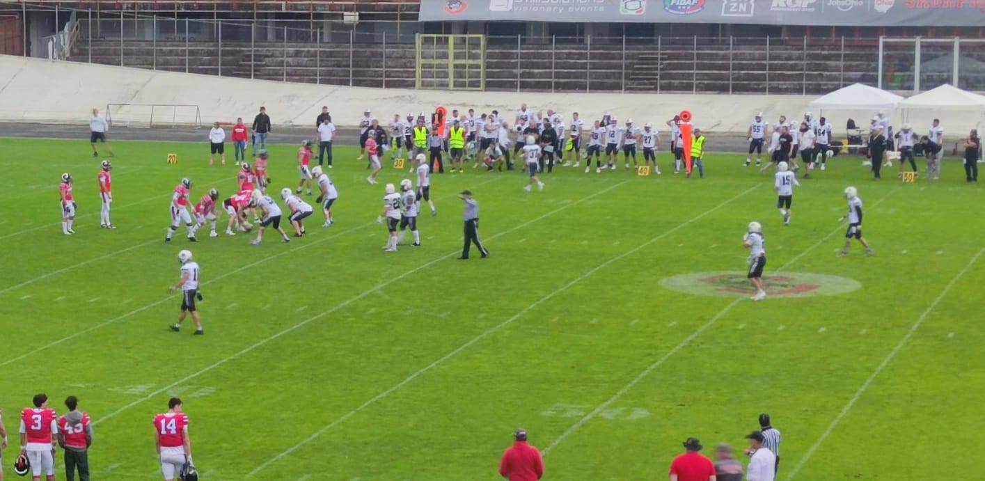 La legge dei campioni: i Panthers Parma s’impongono a Varese 24-7, finisce qui il sogno degli Skorpions