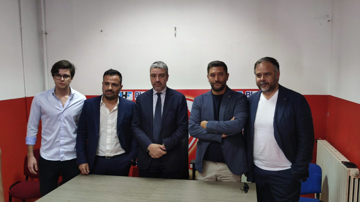 Antonio Montanaro e Roberto Floris: “Orgogliosi di essere a Varese, vogliamo ripagare la fiducia di società e tifosi” – VIDEO