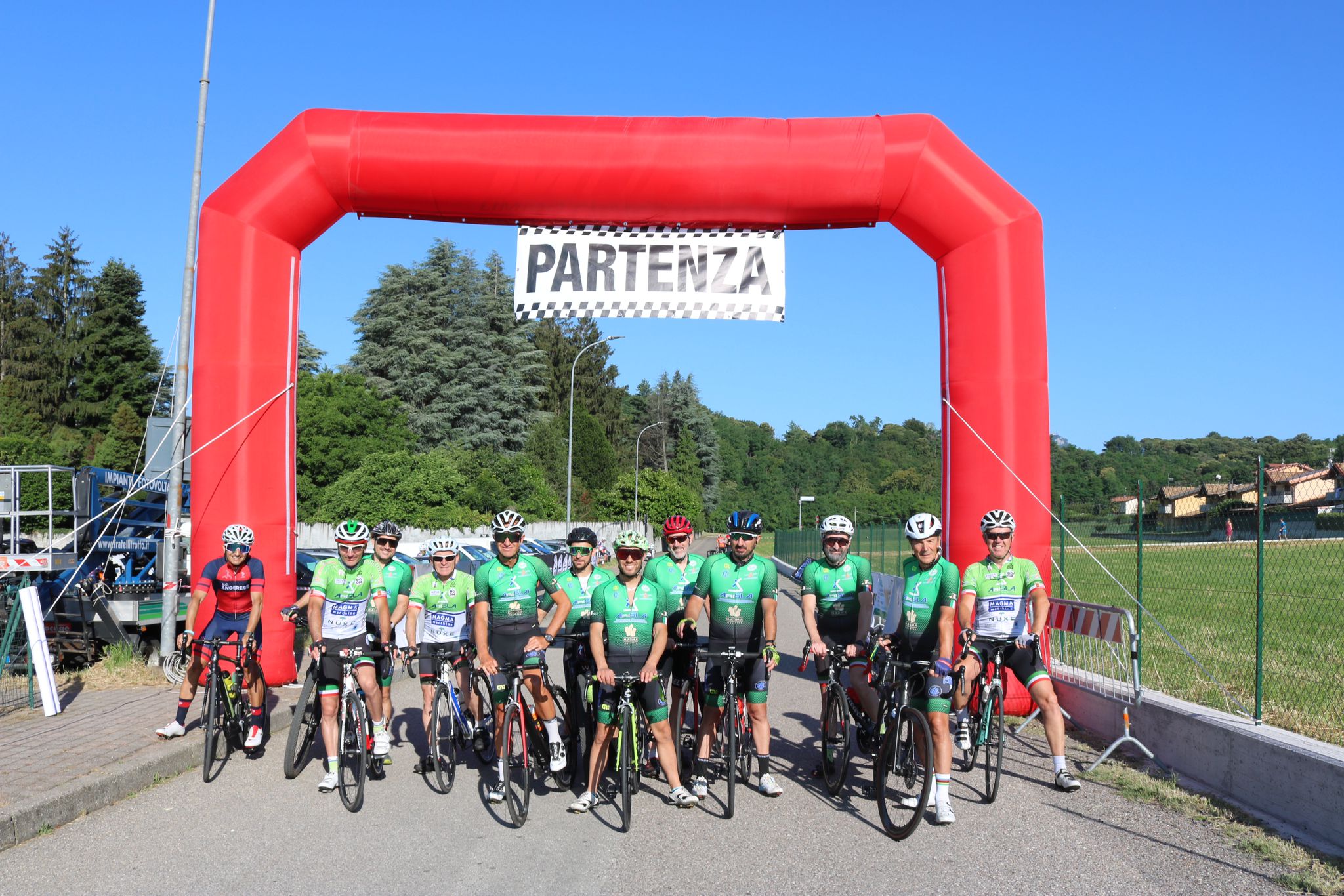 4^ Randonnée Arcisate, in sella per combattere la SLA. Bongiorno: “Crediamo nel potere dello sport”