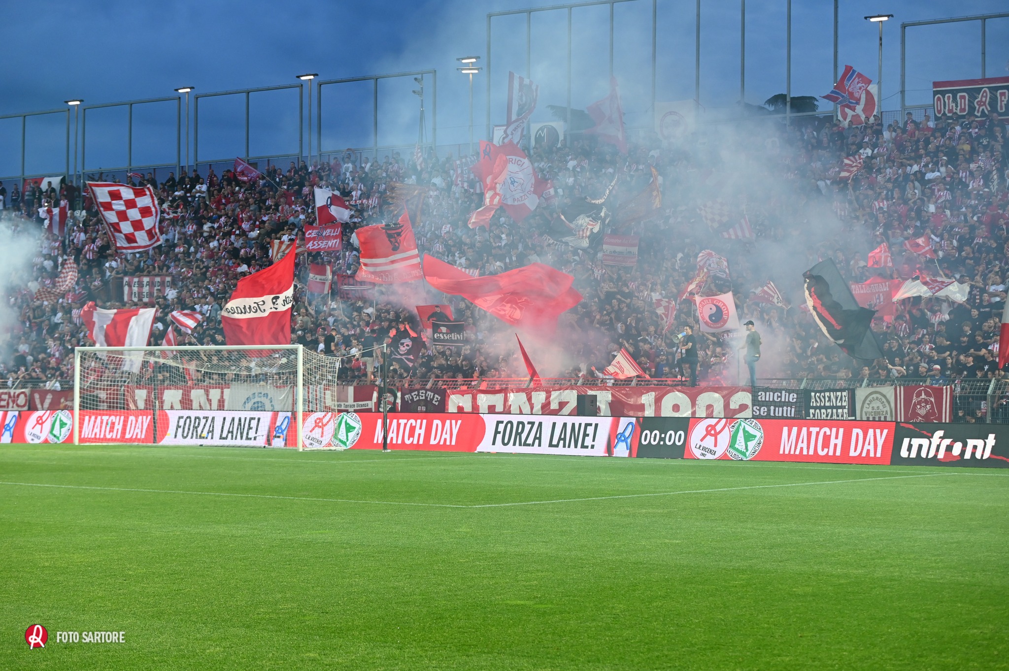 Click Boom! “Menti” esaurito in 5 minuti. Tutto pronto per Gara1 della finale playoff tra Vicenza e Carrarese