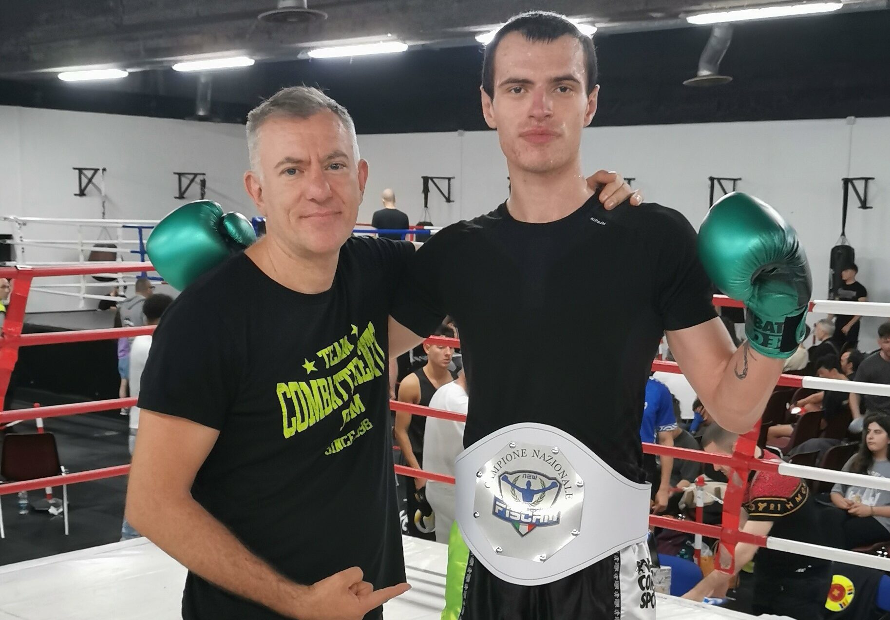Xhoi Bashaj porta a Varese il titolo italiano di Kick Boxing k1 Style Light Contact