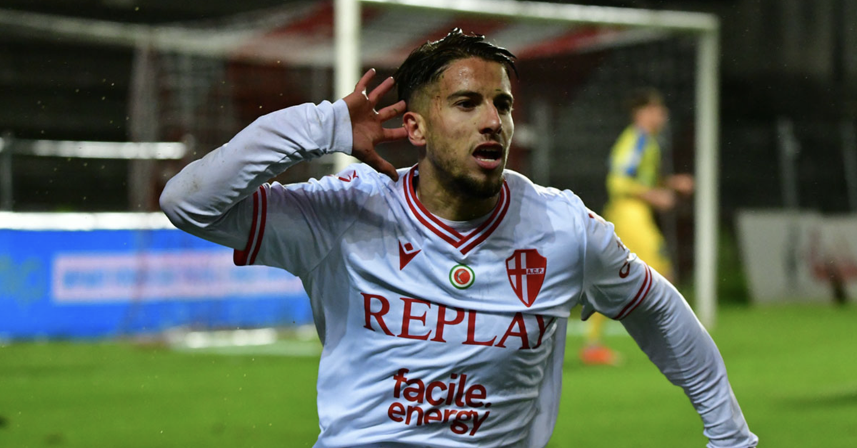 Tutto il mercato minuto per minuto: IBAN rovente per il Padova. Dopo i 2 milioni per Leoni, 600 mila euro per Liguori? Il Vicenza si aggiudica Morra