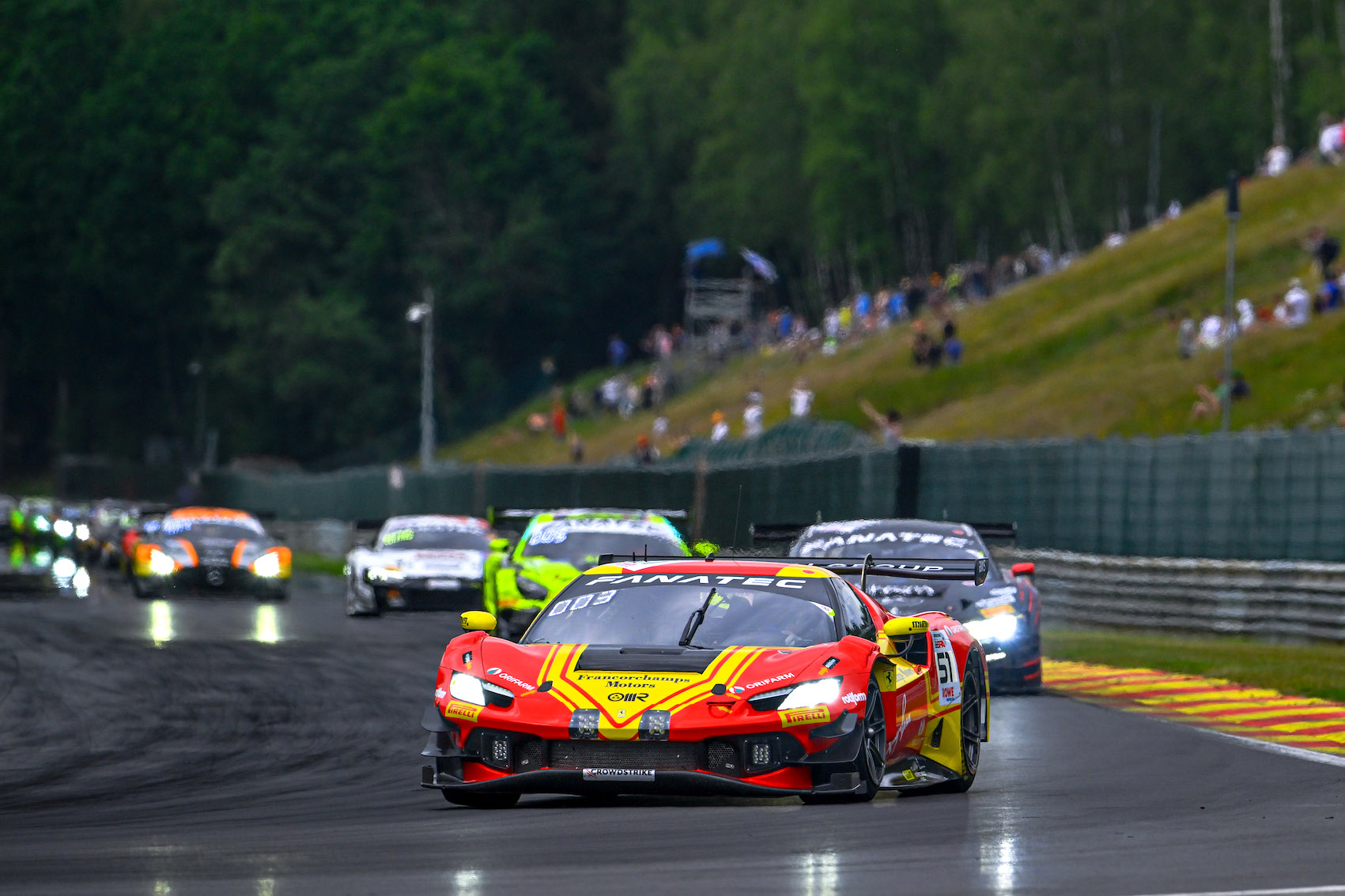 Rovera, che beffa! Un ingorgo all’ultimo pit-stop gli nega la vittoria alla 24 Ore di Spa