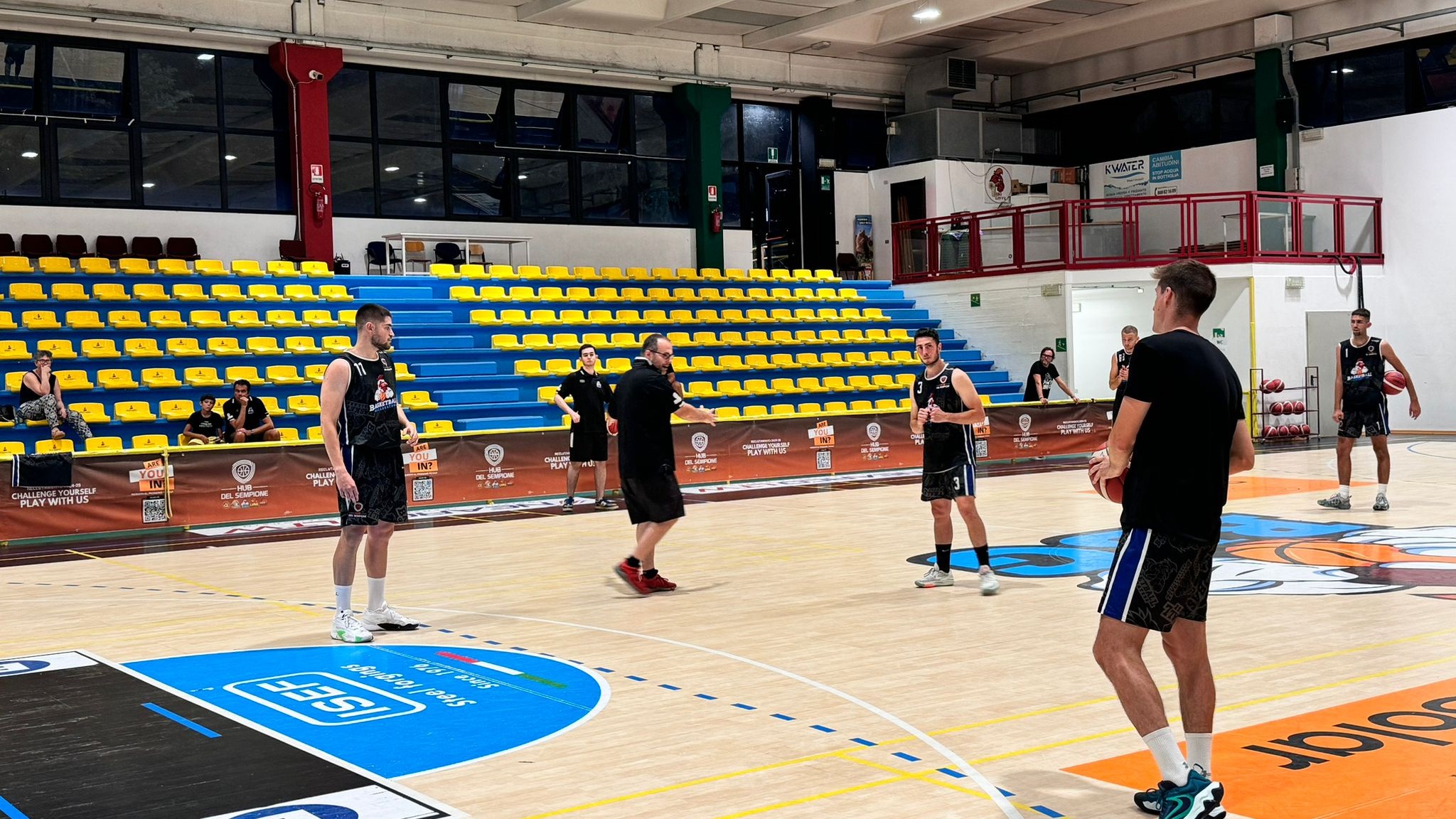 BasketBall Gallarate di nuovo in campo, coach Mazzetti: “Feedback buoni, il tempo delle parole è finito”