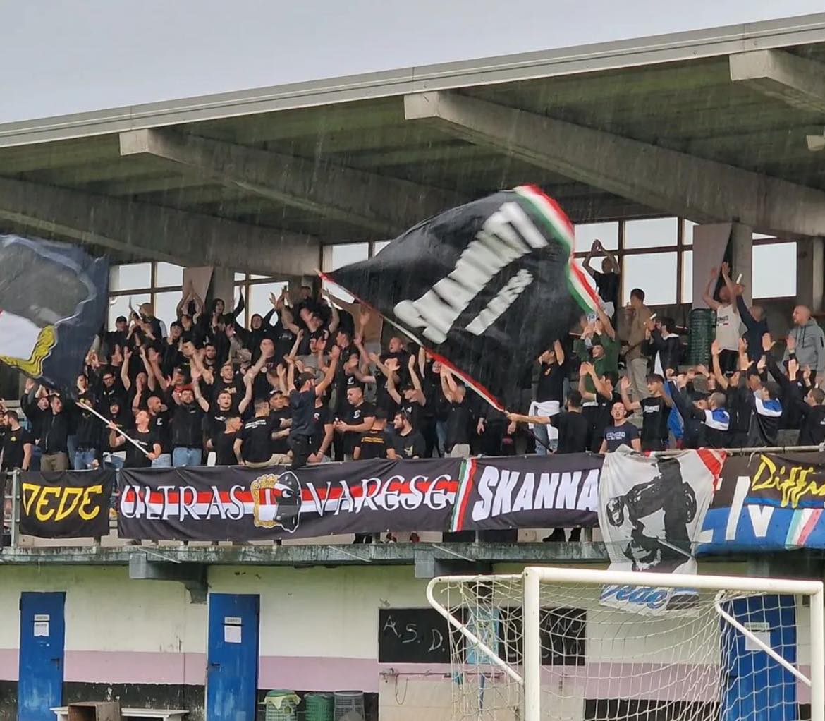 Gli Ultras Varese ci sono: “Lottiamo insieme per la Serie C. Sabato tutti a Gavirate per la presentazione”