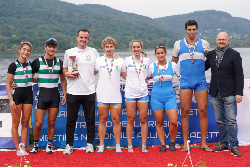 Canottieri Varese show a Corgeno: due titoli italiani, 4 ori al Meeting Nazionale e trionfo nel Trofeo Vito Calabretto