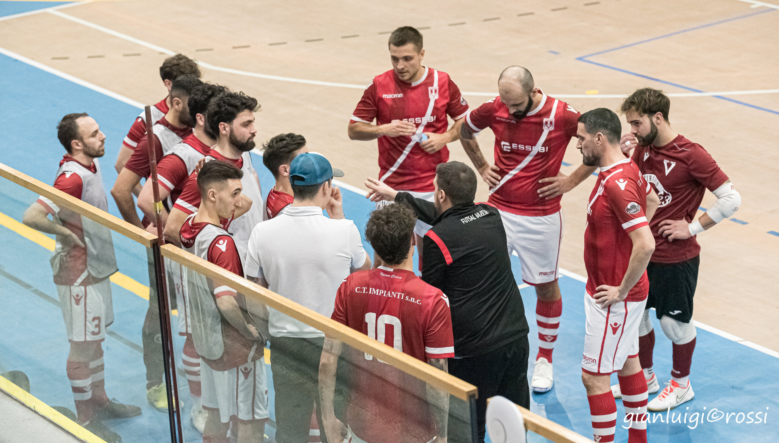 Il Futsal Varese all’esordio casalingo con il Cornaredo, Martino: “Mi aspetto una reazione”