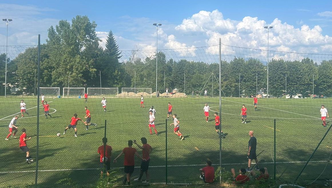 Juniores – Il Varese consolida l’identità, ma pecca di lucidità: il Morazzone vince 2-1