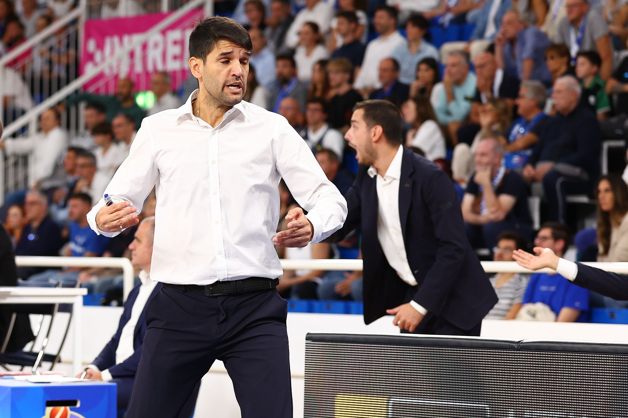 Pallacanestro Varese, quando la zappa sui piedi te la tiri da sola