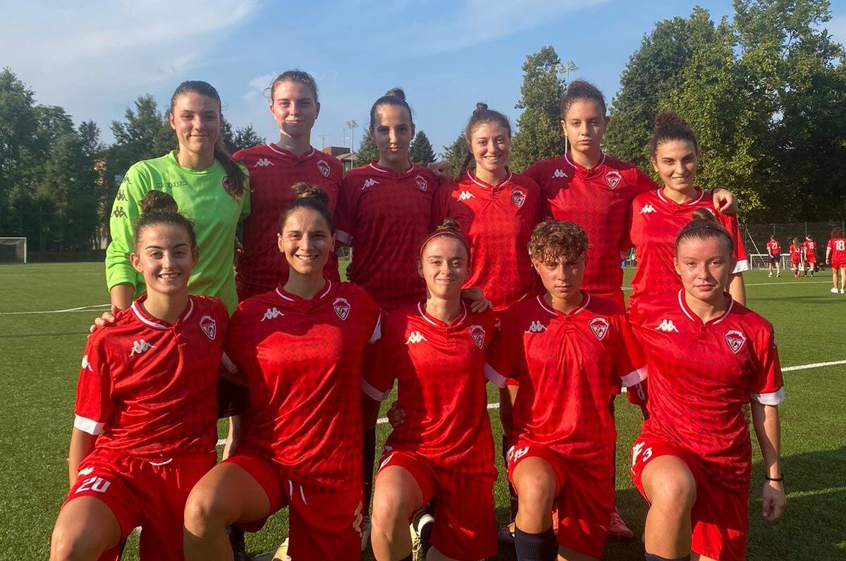 Il Varese vuole stupire e divertirsi. Duello Pro Palazzolo-Como per la Serie C?