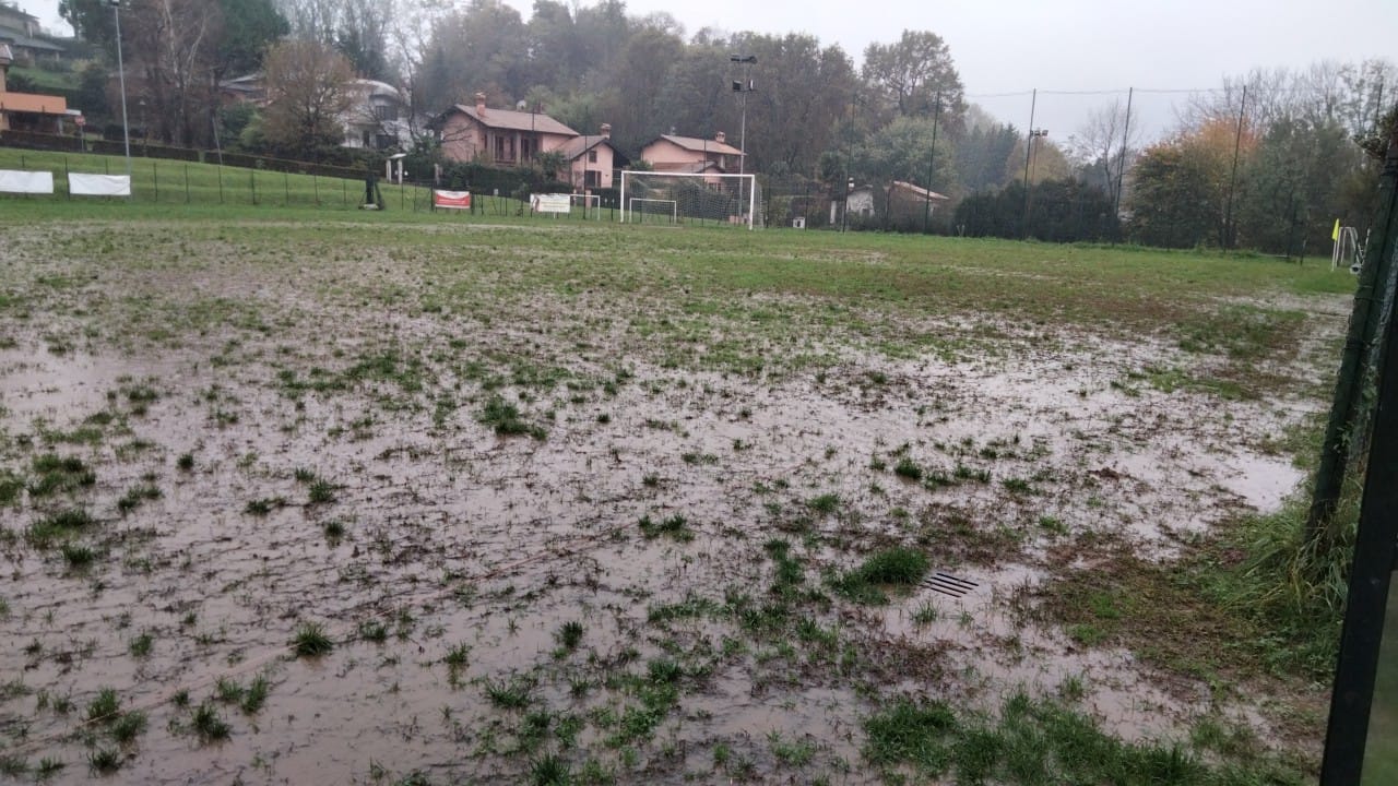 La pioggia ferma le gare: Tre Valli-Mercallo vittime del maltempo. Luino-Verbano sospesa