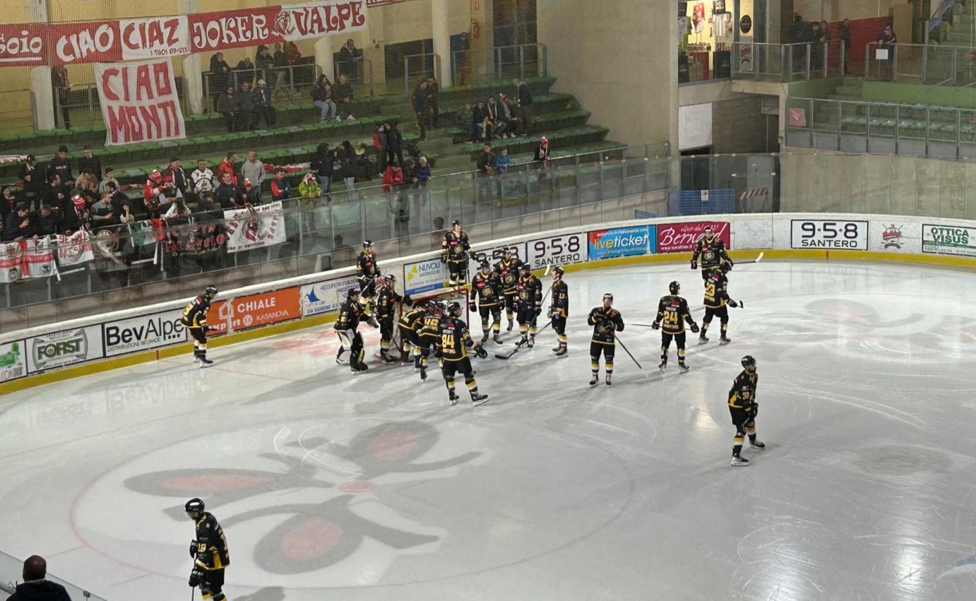 La rabbia dei Bulldogs ha la meglio sui Mastini: Varese cade 4-3 a Torre Pellice