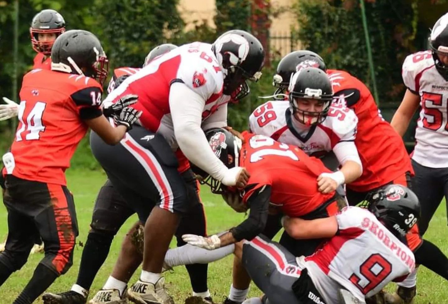 Skorpions show in U21: Wolverines travolti 49-0. Agli U15 non riesce l’impresa. Pesante sconfitta per i Blue Storms