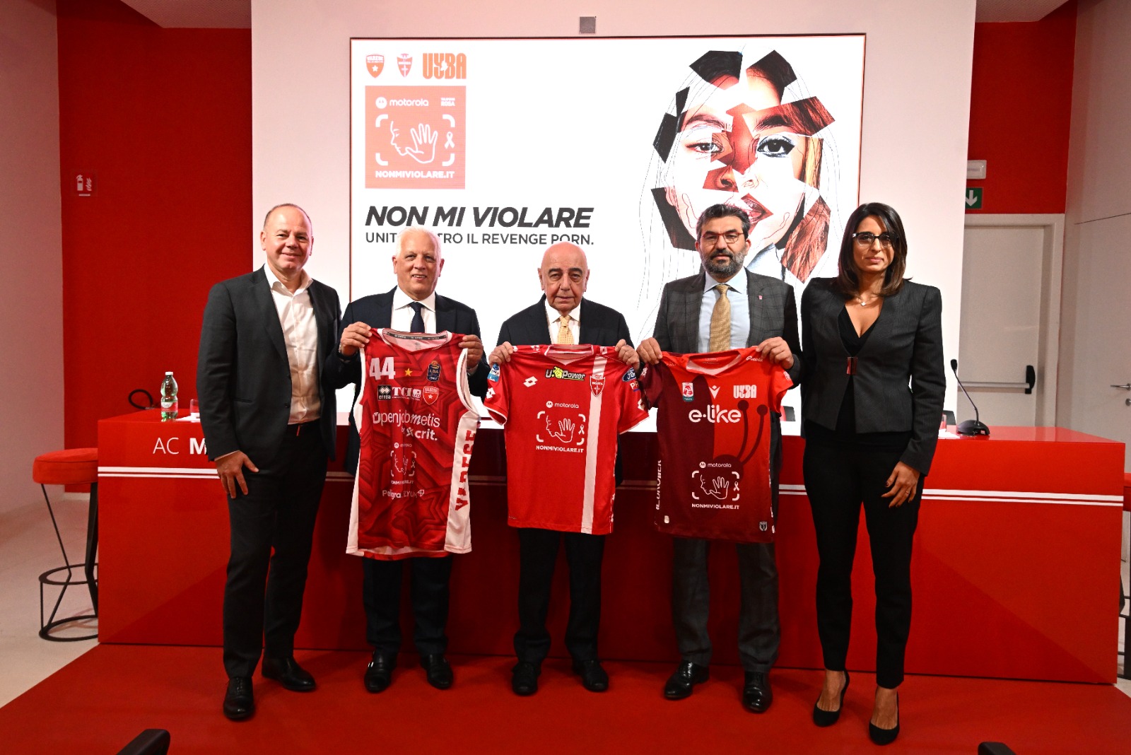 Motorola, Telefono Rosa, UYBA e Pallacanestro Varese uniti contro il revenge porn