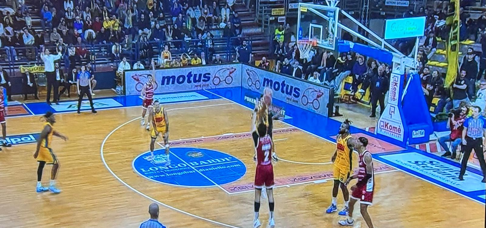 Le pagelle: Librizzi crisi di rigetto, Hands fa e disfa. Buon esordio per Tyus