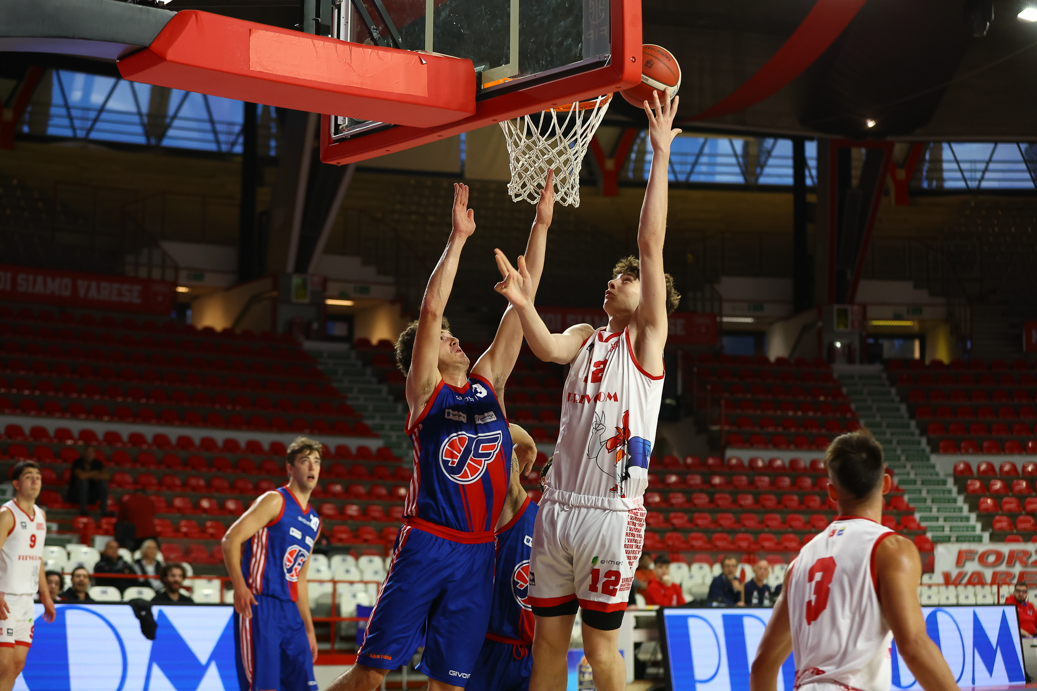 Varese Basketball, Prato: “Ginobili il mio idolo. Librizzi e Alviti i compagni che mi aiutano di più in A”