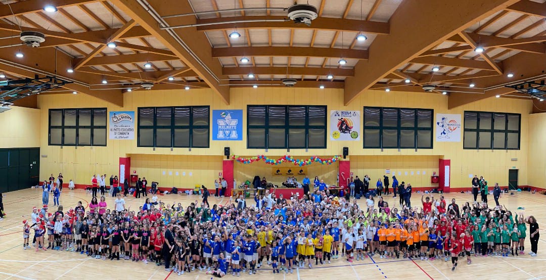 Malnate festeggia il Natale con il torneo del Minivolley