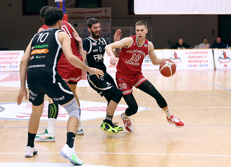 15^ B Nazionale – San Vendemiano espugna il PalaKnights dopo un supplementare: 99-105