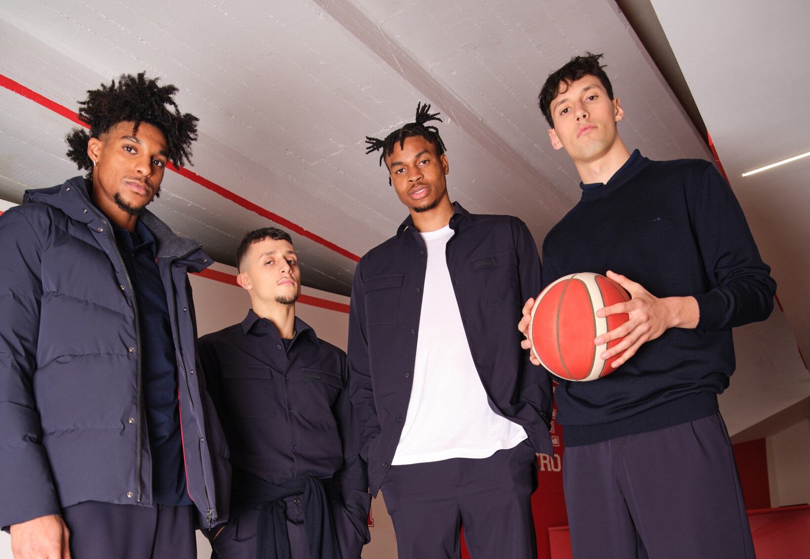 La Pallacanestro Varese veste Paul & Shark