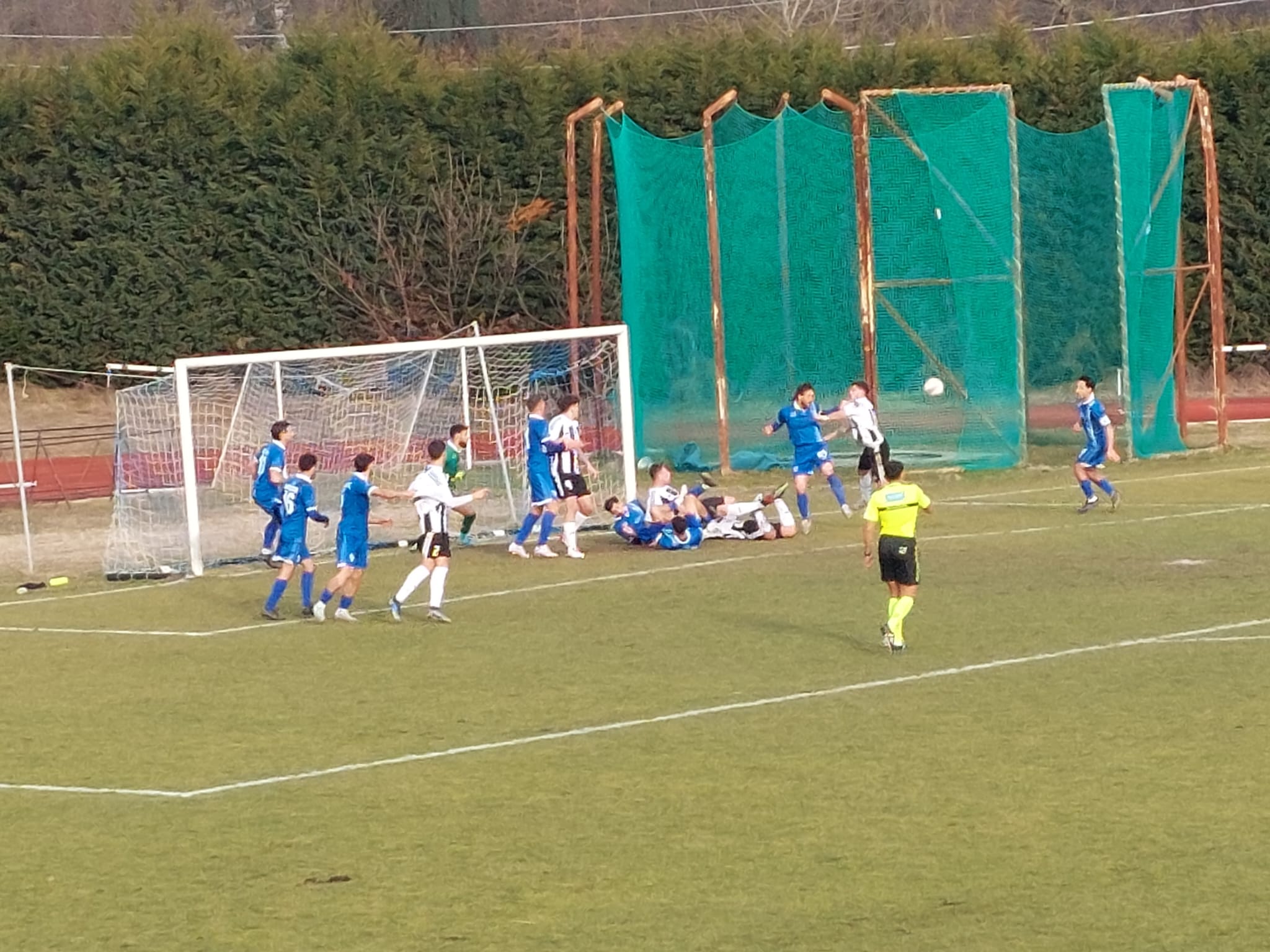 20^ – La Solbia vince il big match. Il Saronno si prende il derby con la Vergiatese, vittoria Sestese. Tonfo dell’Ispra