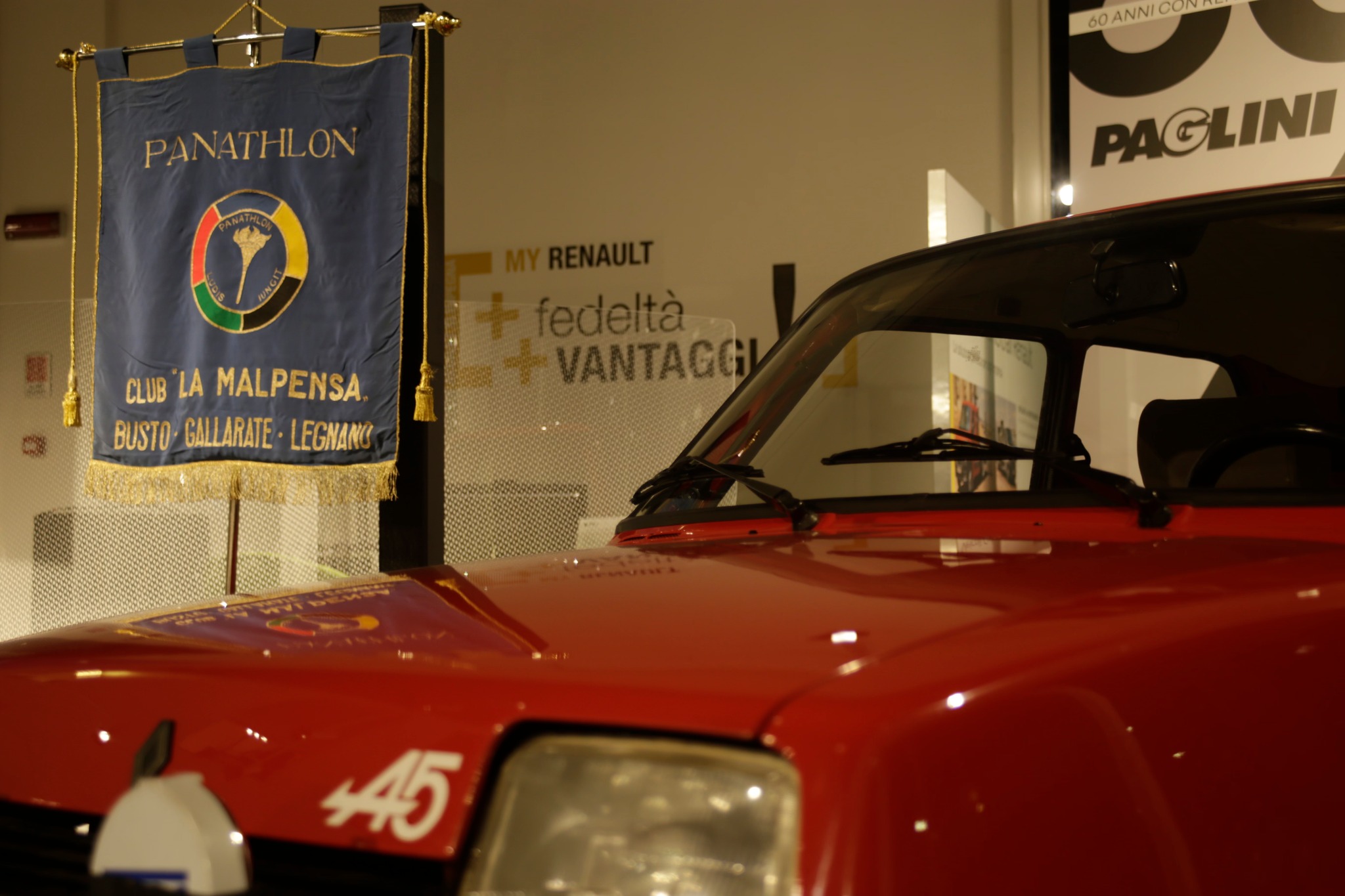 Il Panathlon Club La Malpensa raccoglie i “Frutti della passione”. Omaggio ai 50 anni di corse a marchio Renault