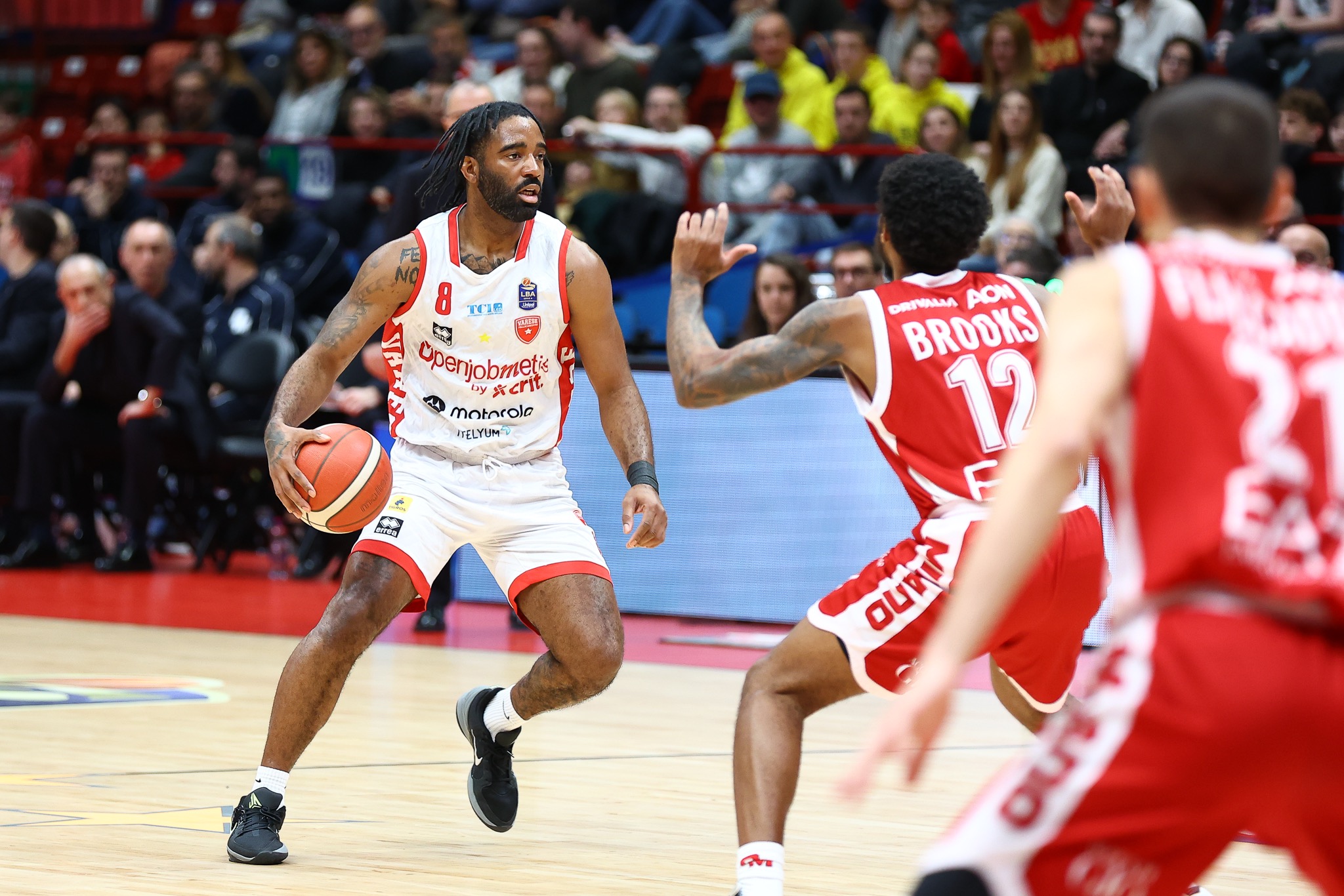 Pallacanestro Varese – Silins: niente da fare. Per Bradford c’è la conferma in squadra