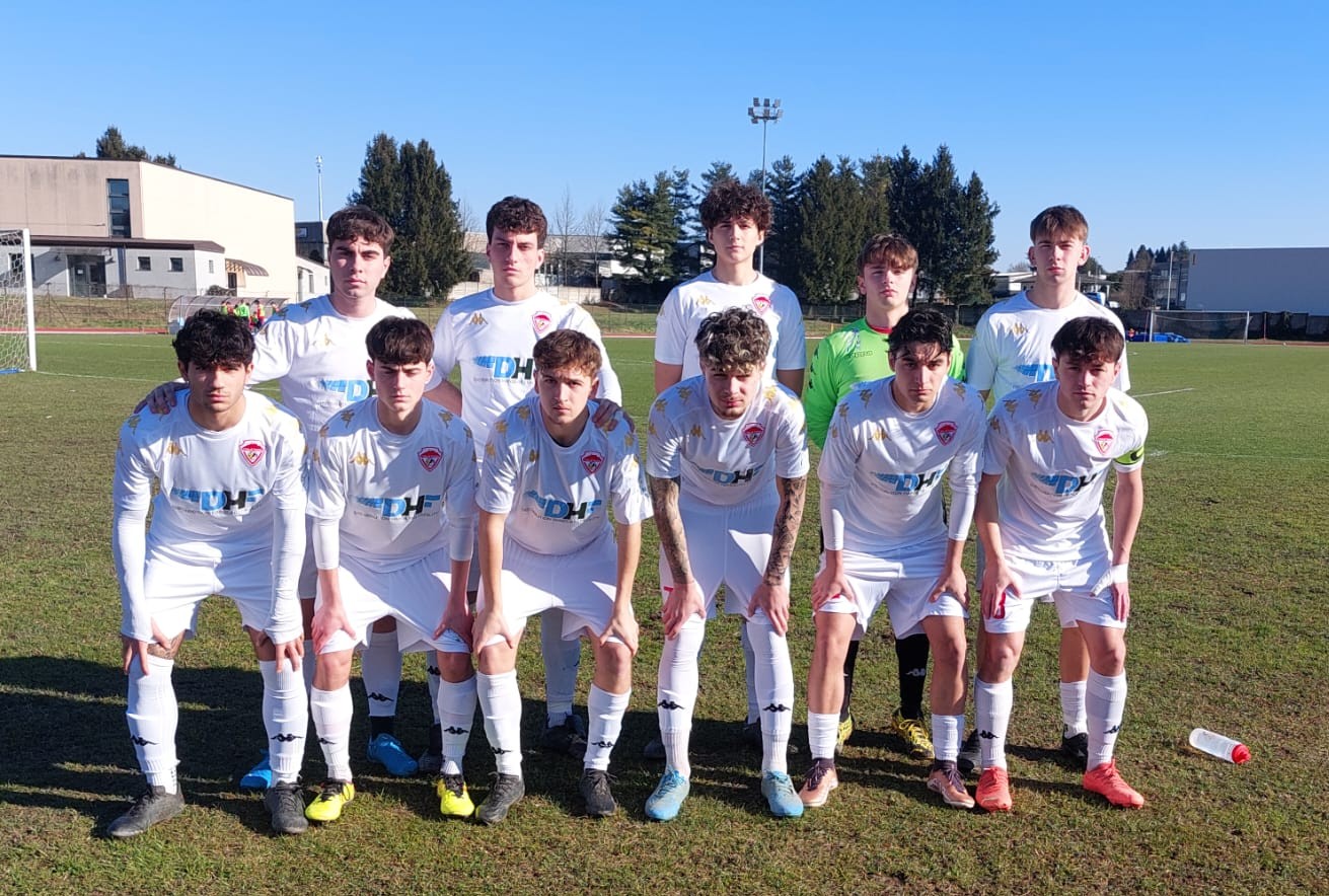 Juniores Nazionali, 19^ – Il Varese non sbaglia e aggancia la Varesina che impatta a Gozzano. Castellanzese ko