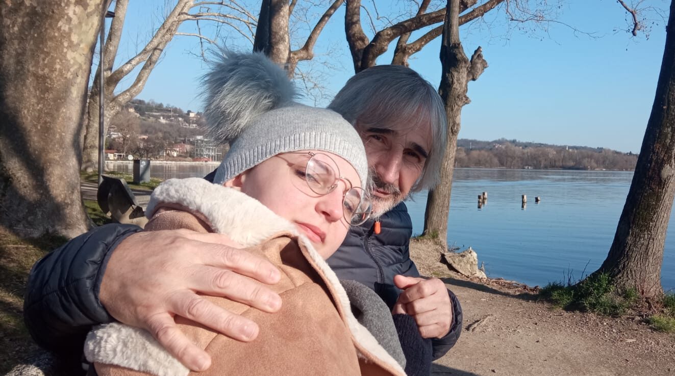 Briciola Oscar Carlotti e la sua partita più dura: “Hanno salvato la mia Chiara Giulia”